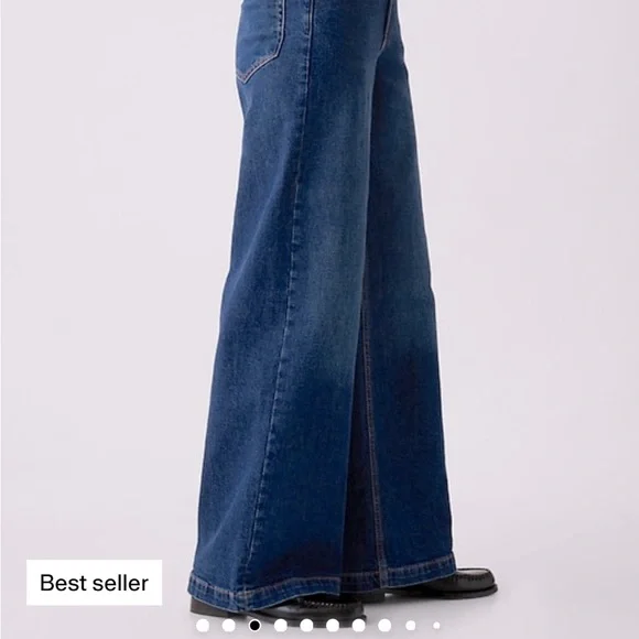 GAP NEW High Rise Wide-Leg Jeans 12/31R. Never worn. - Picture 3 of 11